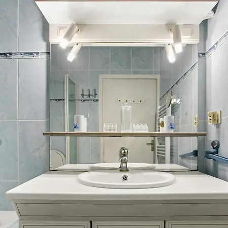 Beau 46m² Piscine Proche Centre Apartment Frejus