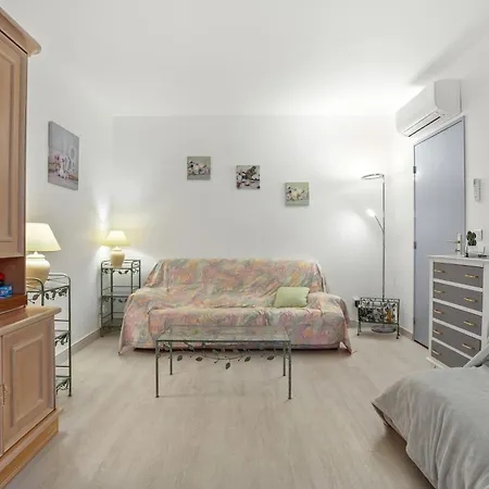 Beau 46m² Piscine Proche Centre Apartment
